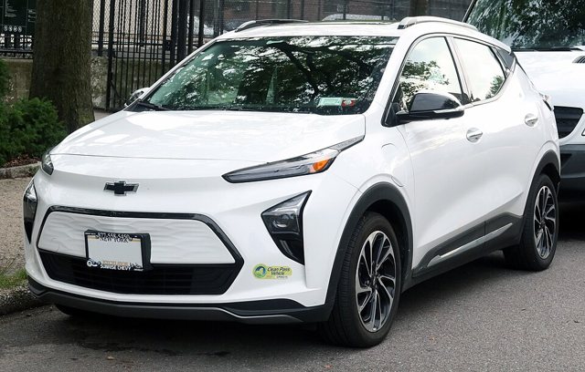 2022 Chevrolet Bolt EUV, representative photo