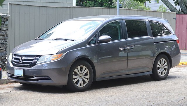 2015 Honda Odyssey, representative photo
