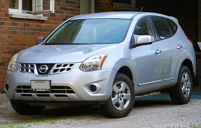 2011 Nissan Rogue, representative photo