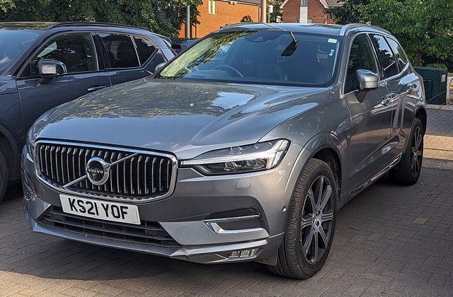 2021 Volvo XC60, representative photo